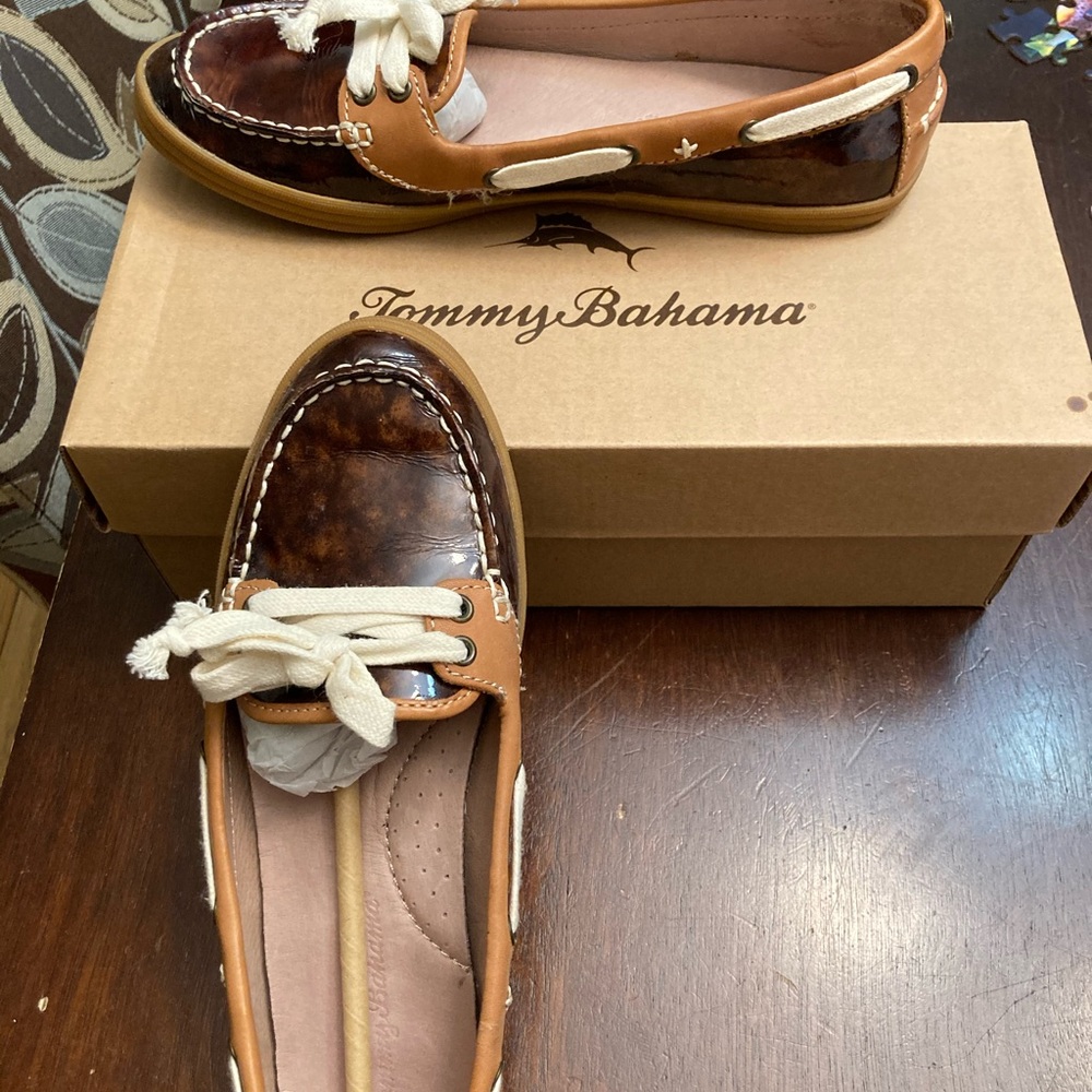 Tommy Bahama shoes